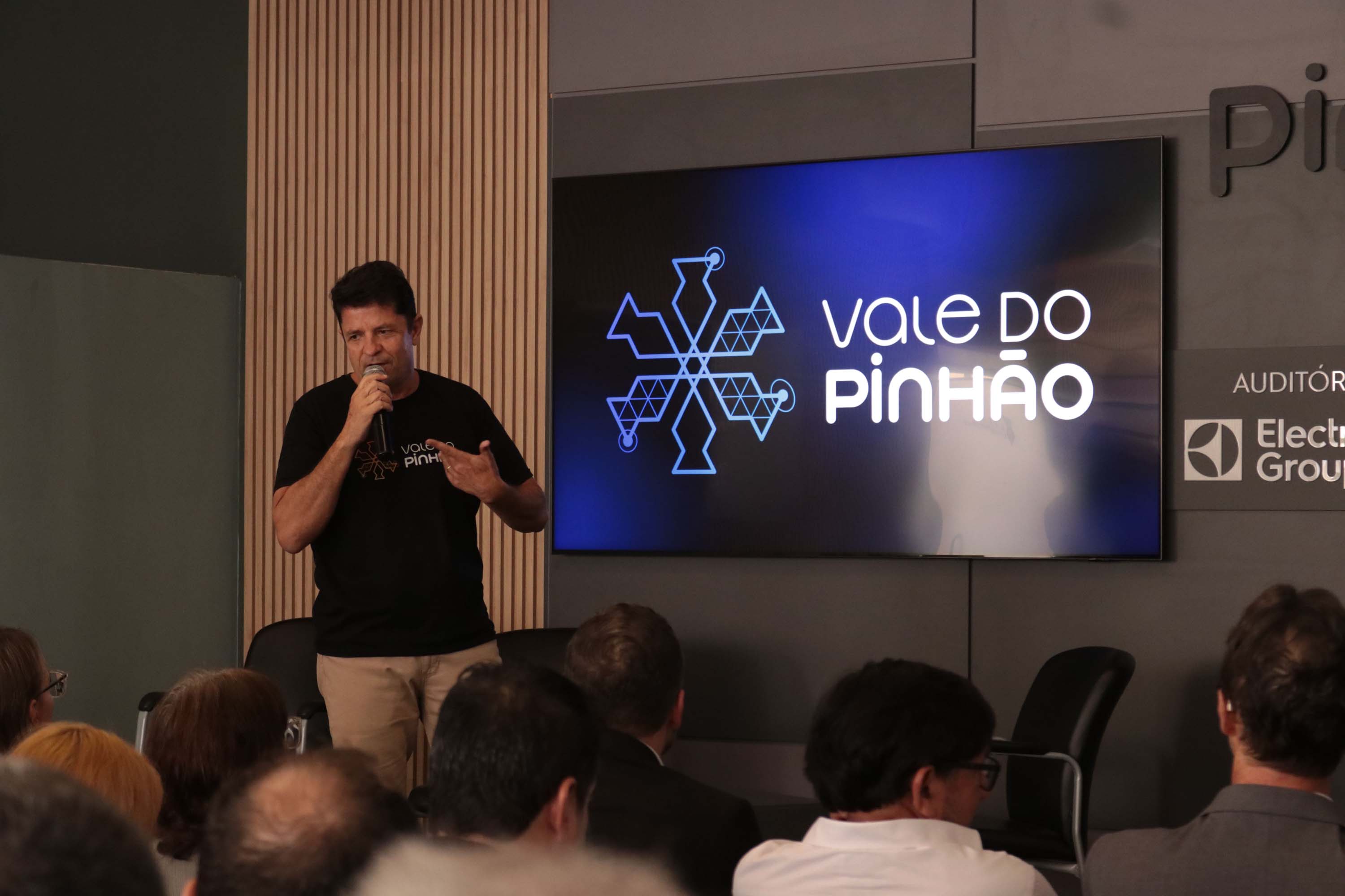 Estado promove treinamento para 48 cidades contempladas com investimentos em inovação