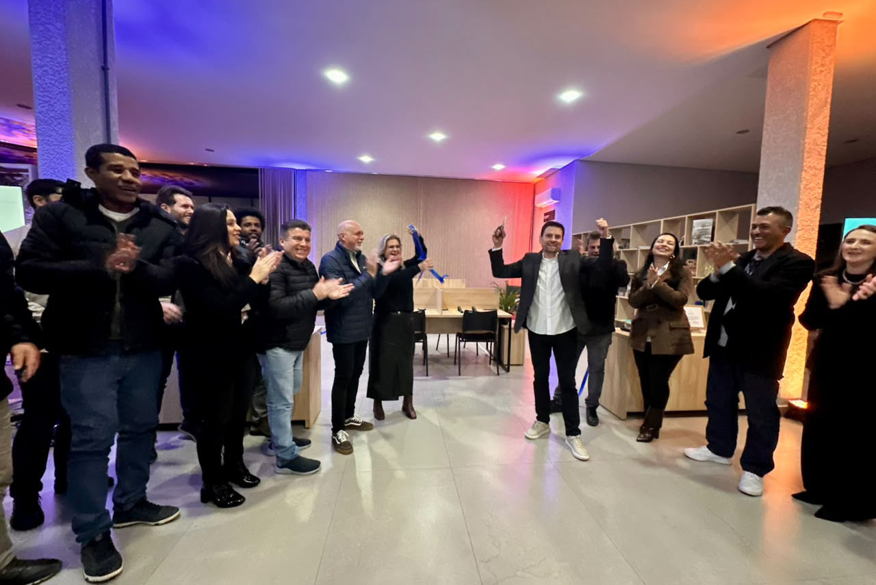 Com apoio do Estado, Guarapuava inicia atividades do Coworking Municipal