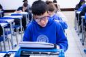 Por meio do projeto Óculos Amigo, Luiz Henrique da Rocha, 13 anos, recebeu um dispositivo que tem auxiliado o aluno da rede estadual de ensino a ter mais autonomia na escola e em casa. Por meio de uma câmera e saída de áudio, os óculos podem ler textos em qualquer superfície, identificar até 200 rostos, e reconhecer diversos objetos e cores.