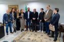 Parananese que vai representar Brasil em Olimpíada de IA ganha notebook e conta trajetória