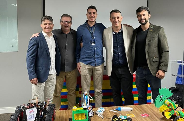 SEI participa de curso da Leggo para aplicação de técnicas robóticas na educação