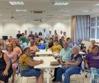 Mais de 100 idosos participam de workshops sobre letramento em inteligência artificial 