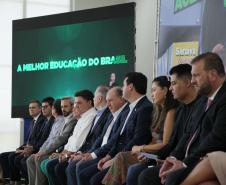 Governador Carlos Massa Ratinho Junior assina projeto Acessibilidade e cuidado com os nossos alunos. Foto: SEI-PR