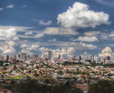 Curitiba se tornou a cidade mais inteligente do mundo e outros municípios (Londrina, Maringá, Ponta Grossa e Assaí, por exemplo) entraram em diferentes listas pelo trabalho desenvolvido na área. Foto: Roberto Dziura Jr/AEN