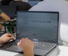 Alunos do Talento Tech fazem primeira prova presencial nos 50 municípios do projeto