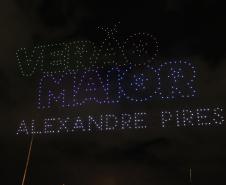 Com o céu iluminado por mais de 600 drones, o Governo do Estado deu o pontapé inicial para a maior edição da história do Verão Maior Paraná. A cerimônia de lançamento, que aconteceu nesta quarta-feira (27), contou com a presença do governador Carlos Massa Ratinho Junior.