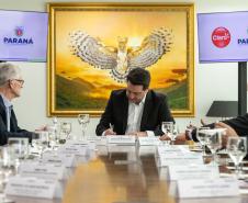 Curitiba, 13 de novembro de 2024 - Governo do Paraná e Claro firmam parceria para ampliar cobertura móvel em áreas rurais do Paraná.