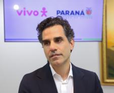 Governador recebe presidente da Vivo e discute ampliação de conectividade no Paraná