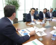 Governador recebe presidente da Vivo e discute ampliação de conectividade no Paraná