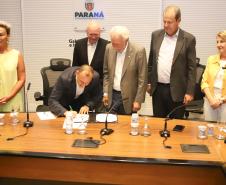 Estado concederá 100 bolsas de R$ 5 mil para doutores inovarem em empresas paranaenses