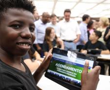 Paraná lança pacote pioneiro de serviços digitais com IA em parceria com o Google