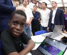 Paraná lança pacote pioneiro de serviços digitais com IA em parceria com o Google