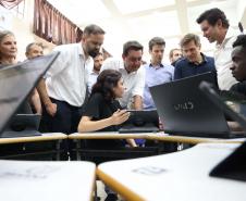 Paraná lança pacote pioneiro de serviços digitais com IA em parceria com o Google