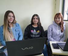 Programa Talento Tech quebra paradigmas com maioria de estudantes composta de meninas