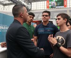 120 alunos matriculados no curso de qualificação profissional em Tecnologia da Informação participaram de um dia de visita na maior feira de cidades inteligentes das Américas.