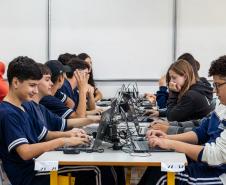 Mais de um terço dos finalistas da 1ª Olimpíada Brasileira de Inteligência Artificial são do Paraná