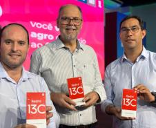 Paraná recebe 12 mil smartphones para iniciar projeto de inovação em escolas públicas