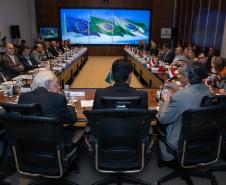 Governador recebe comitiva da União Europeia para fortalecer laços com o Paraná
