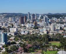 Paraná concentra 5 das 10 cidades mais desenvolvidas do Brasil, aponta estudo da Firjan