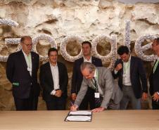 Ratinho Junior sela parceria com o Google para expandir uso de IA e sistemas de gestão