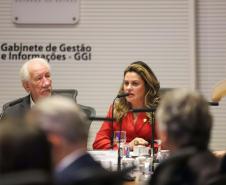 Piana recebe delegação mexicana de Chihuahua para debater parcerias com o Paraná