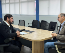 Secretário Alex Canziani recebe prefeitura de Londrina na SEIA