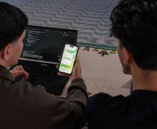 Travessia para o futuro: Talento Tech impulsiona carreira de jovens da Ilha das Peças