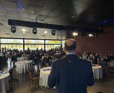 Secretário Alex Canziani apresenta projetos em Encontro Regional de Políticas Públicas