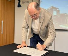 Estado firma parceria com Lactec para ampliar projetos de pesquisa e tecnologia