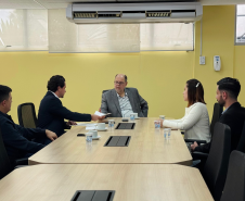 Secretário da Inovação recebe prefeito de Irati para tratar de projetos voltados ao desenvolvimento tecnológico da cidade