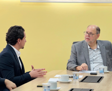 Secretário da Inovação recebe prefeito de Irati para tratar de projetos voltados ao desenvolvimento tecnológico da cidade