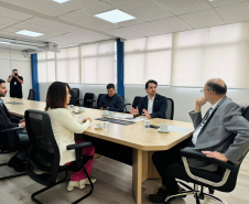 Secretário da Inovação recebe prefeito de Irati para tratar de projetos voltados ao desenvolvimento tecnológico da cidade