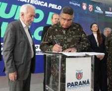 Paraná firma parceria com Exército para pesquisas com IA e cibersegurança