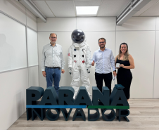Secretário Alex Canziani recebe prefeito de Ipiranga
