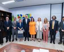 Paraná firma cooperação com o MCTI para projetos de inovação e transformação tecnológica