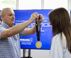 Alunos do Paraná recebem 65 medalhas da Olimpíada Nacional de Inteligência Artificial