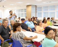 Mais de 100 idosos participam de workshops sobre letramento em inteligência artificial