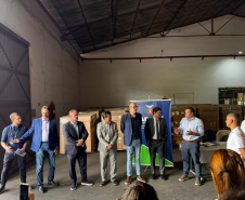 SEIA entrega 80 telas interativas para 13 municípios com o Plano Paraná Mais Cidades