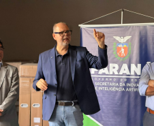 SEIA entrega 80 telas interativas para 13 municípios com o Plano Paraná Mais Cidades