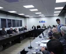 Secretário Marcos Stamm apresenta iniciativa de inovação em reunião do Movimento Pró-Paraná