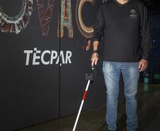 Startup incubada pelo Tecpar vai doar 100 bengalas inteligentes para deficientes visuais