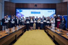 Prêmio homenageou personalidades que contribuíram para a Inovação do Paraná.