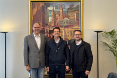 Secretário Alex Caziani de reúne com o prefeito de Curitiba Eduardo Pimentel