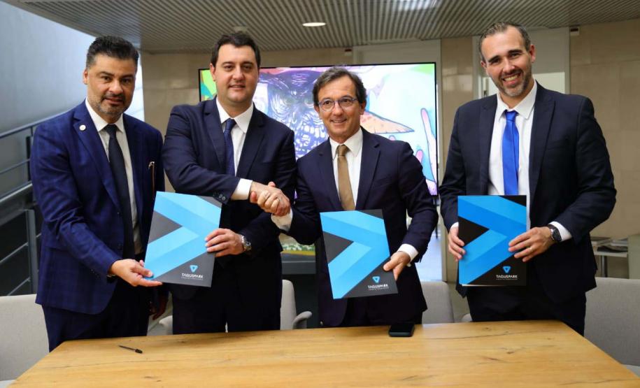 Estado assina acordo com Taguspark para replicar "cidade do conhecimento" em Curitiba