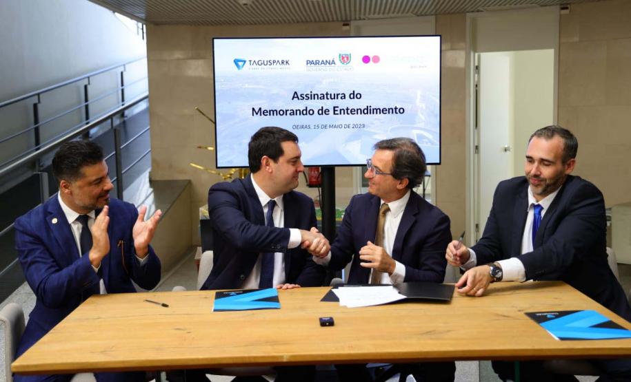 Estado assina acordo com Taguspark para replicar "cidade do conhecimento" em Curitiba