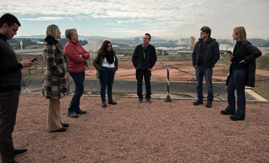 Secretaria da Inovação planeja parceria com UEPG para digitalização de peças de museu