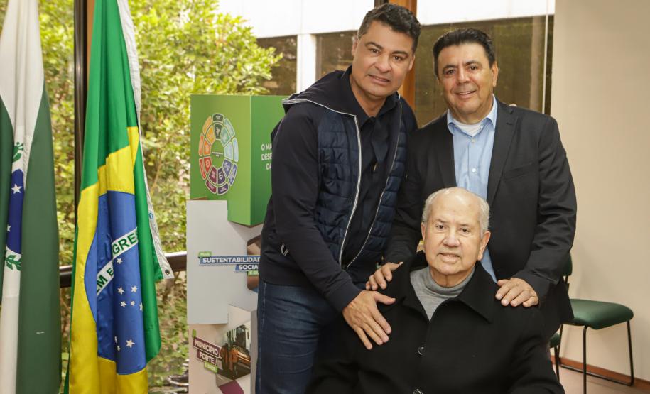 Estado e BRDE firmam parceria com Prefeitura de Pato Branco para investimentos em inovação. Foto: Roberto Dziura Jr/AEN