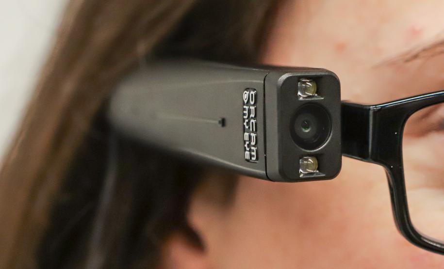 O Governo do Paraná, por meio da Secretaria de Inovação, Modernização e Transformação Digital, adquiriu equipamentos para deficientes visuais. Foto: Roberto Dziura Jr/AEN