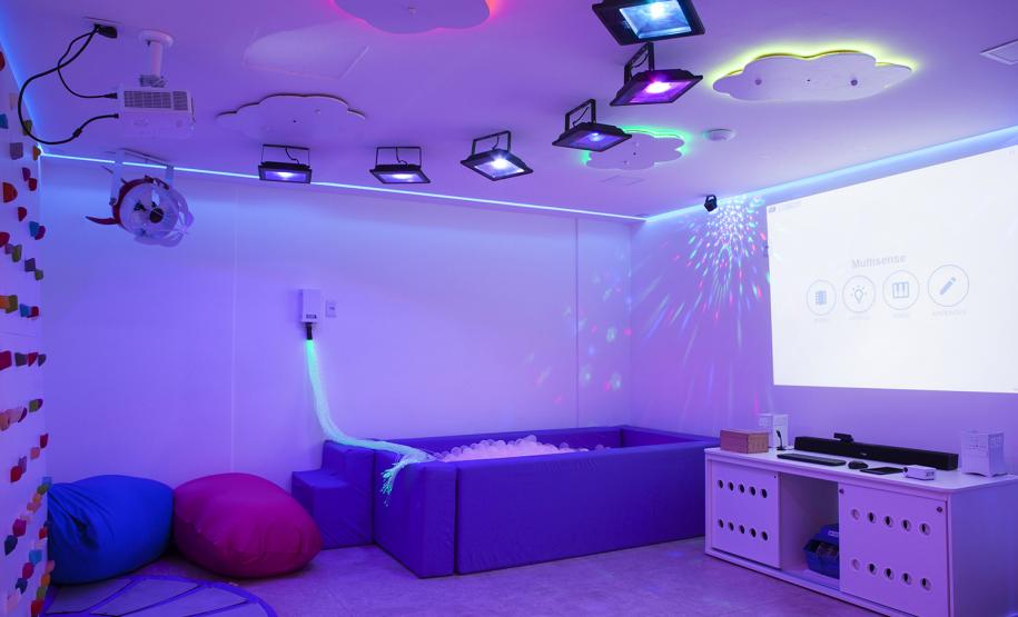 Em Carambeí, Estado inicia parceria com municípios para instalação de salas sensoriais para crianças neurodivergentes. Foto: SEI-PR