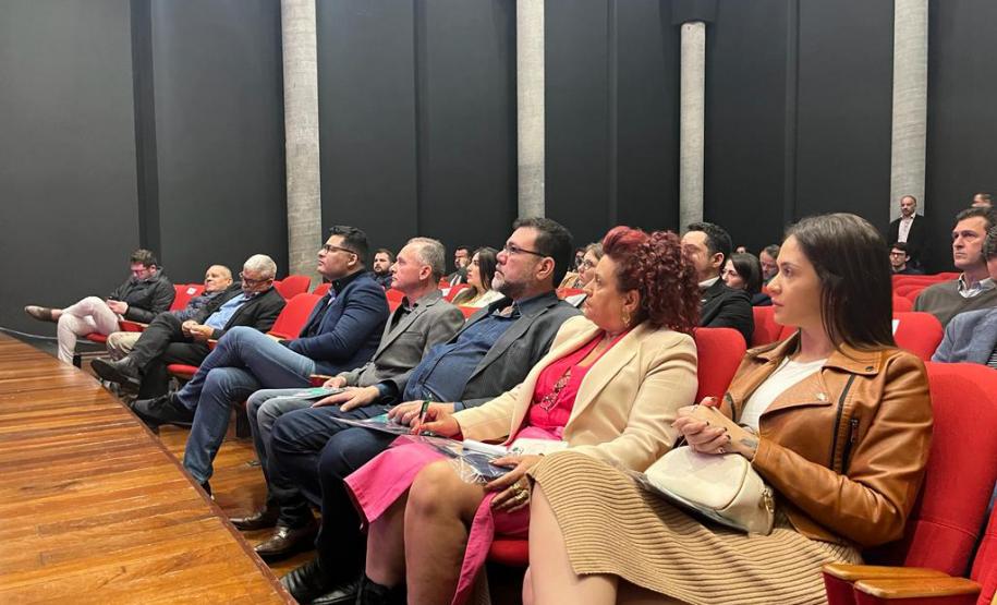 Estado reúne prefeitos de nove cidades para apresentar soluções inovadoras. Foto: SEI